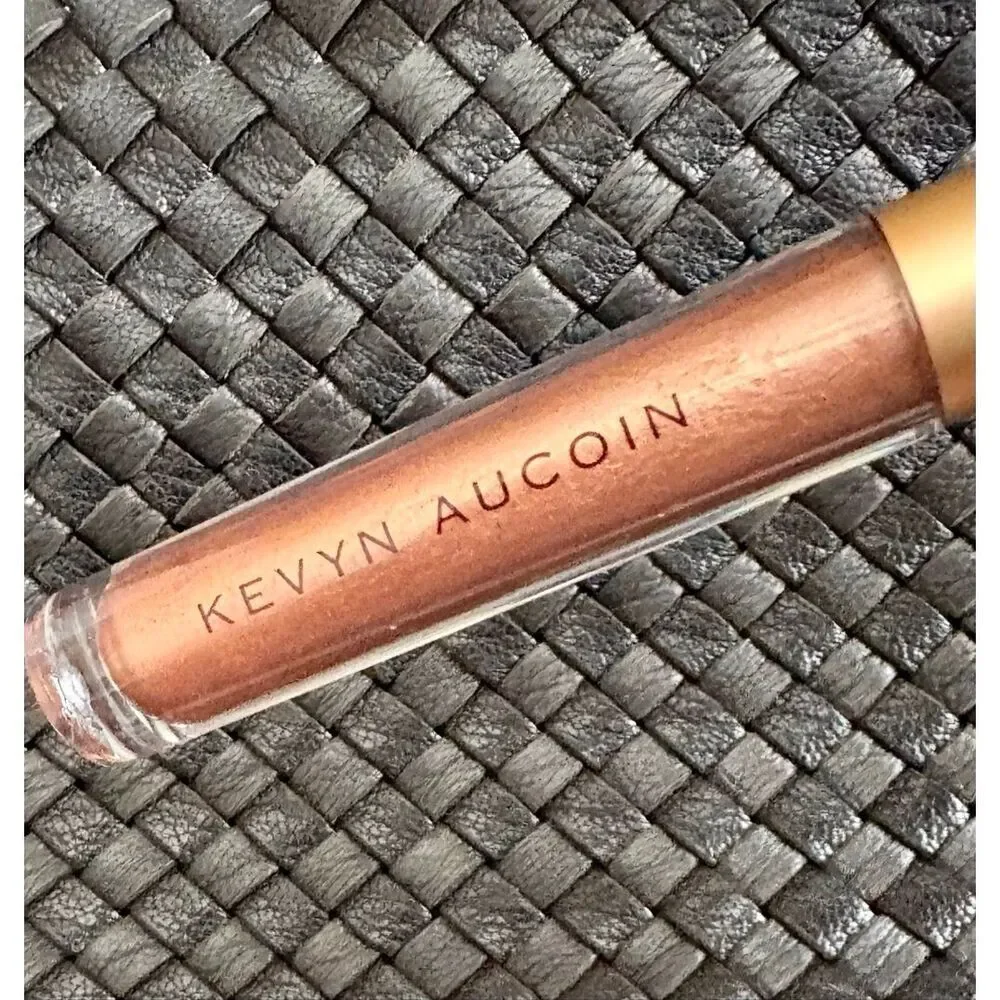 KEVYN AUCOIN - NWTIB - The Molten Lip Color Liquid Lipstick, 0.14 oz (4.12 mL)